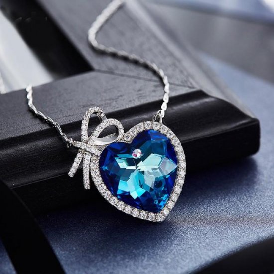 Fashion Heart Austrian Crystal 925 Sterling Silver Bowknot Necklace - Click Image to Close